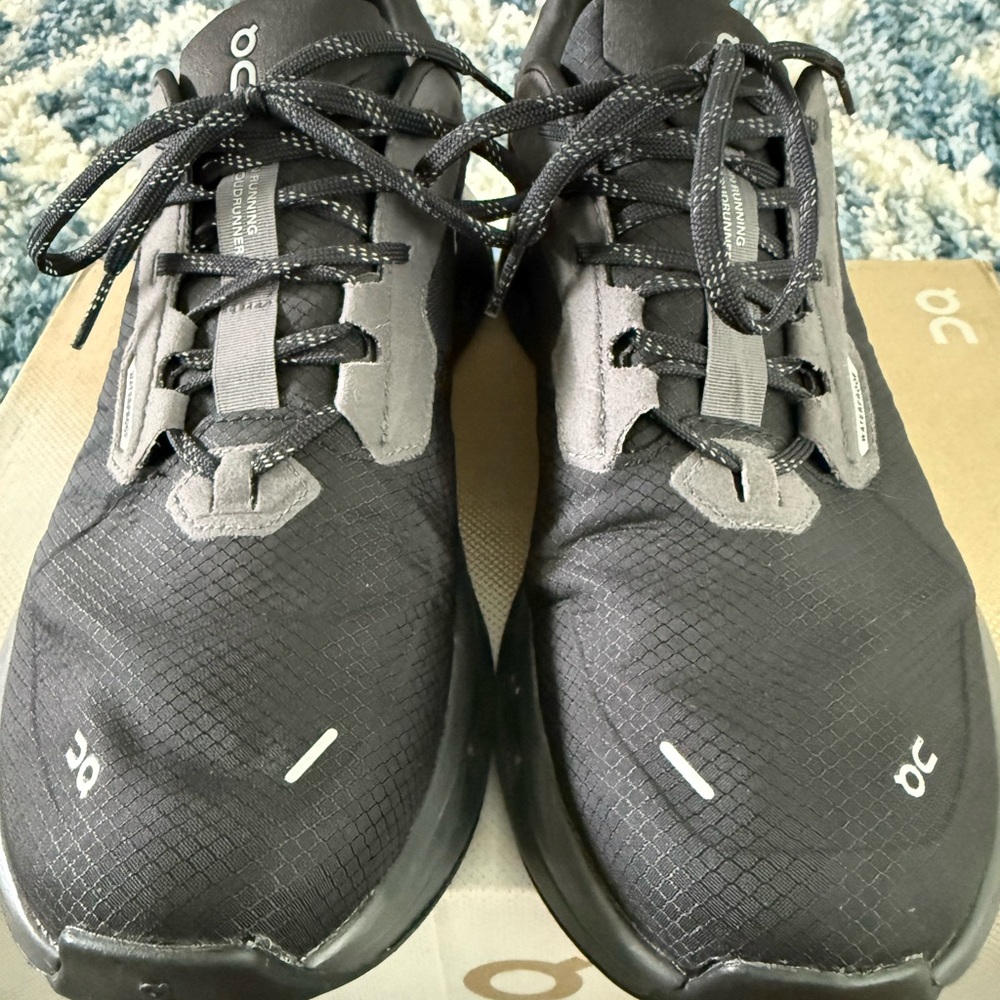 On Running Men's Black Athletic Sneakers with Gray Accents